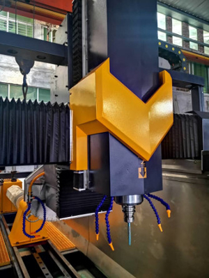고 정밀 4 축 CNC 기둥 조각 기계 7.5kw