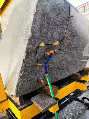 5 축 CNC 다이아몬드 와이어 톱 머신 다른 모양의 대리석 또는 대리석 및 3D 모양