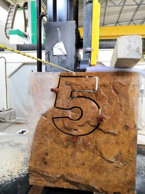 3D 모양을 위한 자동 썰기 대리석 절단 돌 다이아몬드 와이어 톱 기계