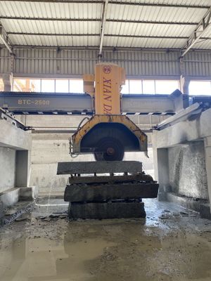 자동 테이블 움직임과 함께 파워 CNC 브릿지 절단 기계