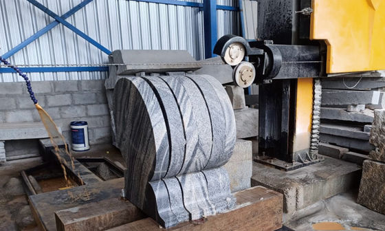 프로파일링 다이아몬드 와이어 쏘 머신 (묘비 다이아몬드 와이어 쏘 머신)