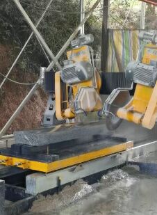 듀얼 블레이드 아크 슬래브 자동 엣지 트리밍 머신