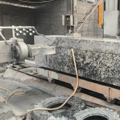 시안다 신형 CNC 다이아몬드 와이어 톱 기계 엔진 모터 기어 CE 인증 380V / 50Hz 11KW 6000kg 돌 절단