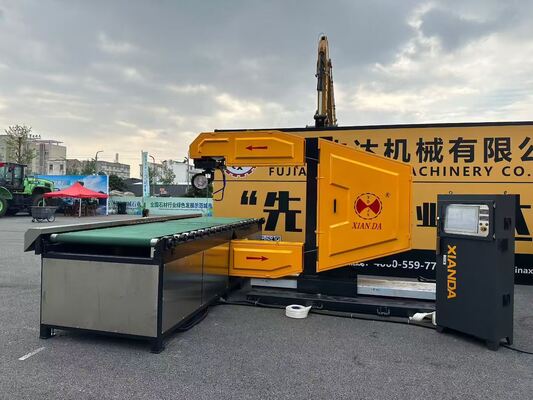360° 회전 가능한 A축 수직 CNC 다이아몬드 와이어 톱 기계 2300mm 돌 절단용 영구 자석 주 모터