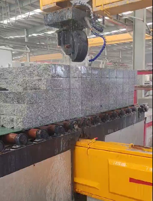 360° 회전 가능한 A축 수직 CNC 다이아몬드 와이어 톱 기계 2300mm 돌 절단용 영구 자석 주 모터