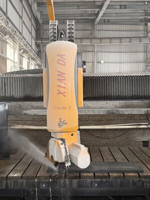 5 Axis CNC Bridge Saw Cutting Machine with 360° Blade Rotation for 3200x2000mm Stone Processing